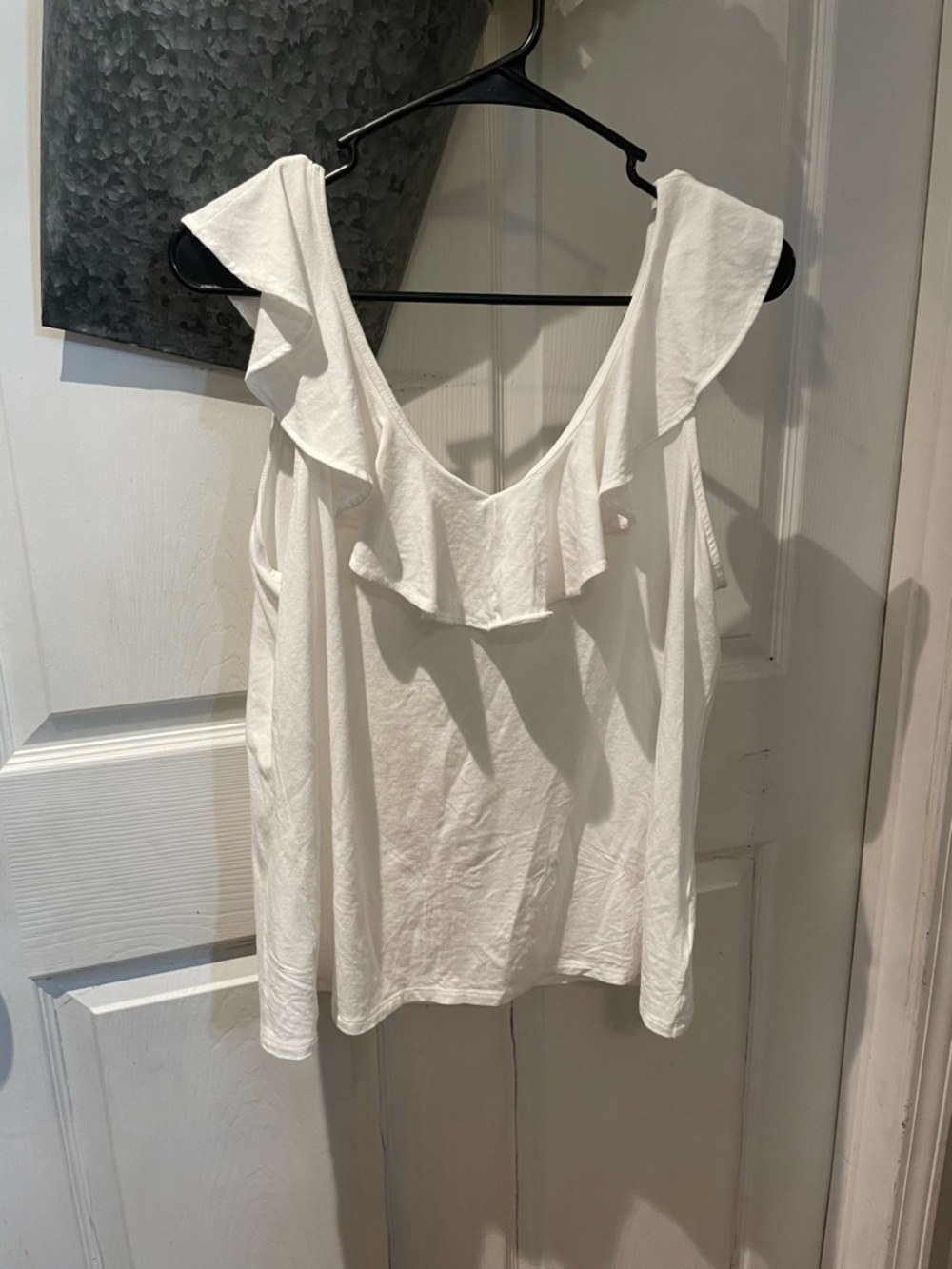 Lilly Pulitzer White Ruffle-Trim Tank Top
